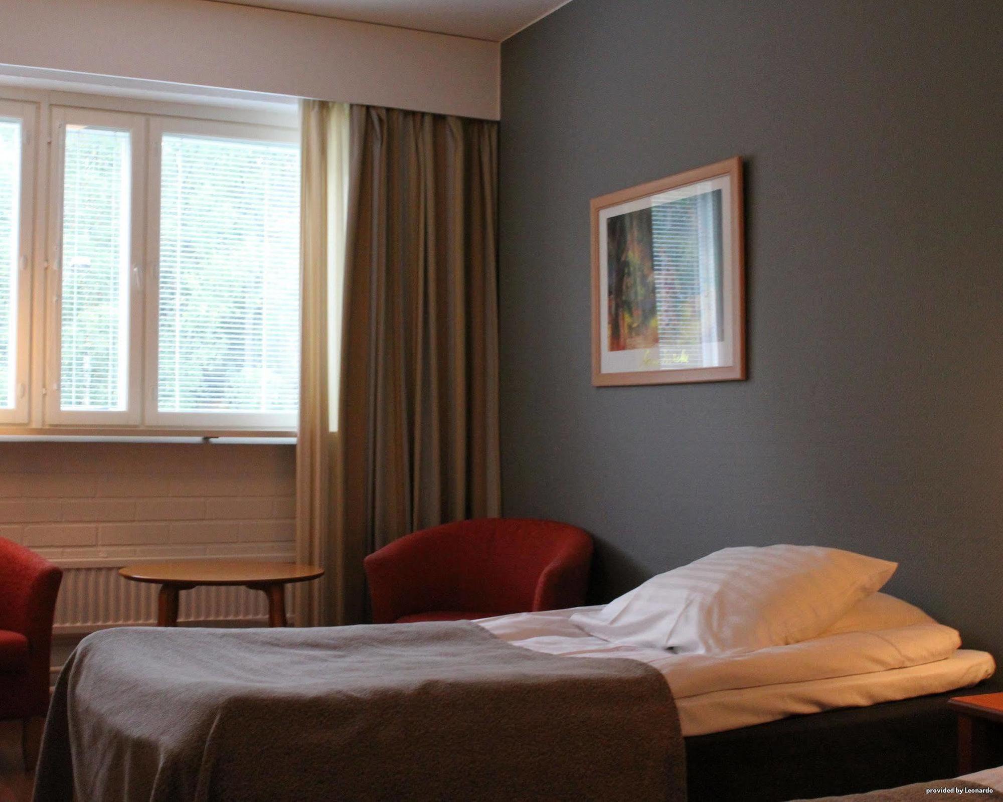 Economy Hotel Savonia Kuopio Exteriör bild