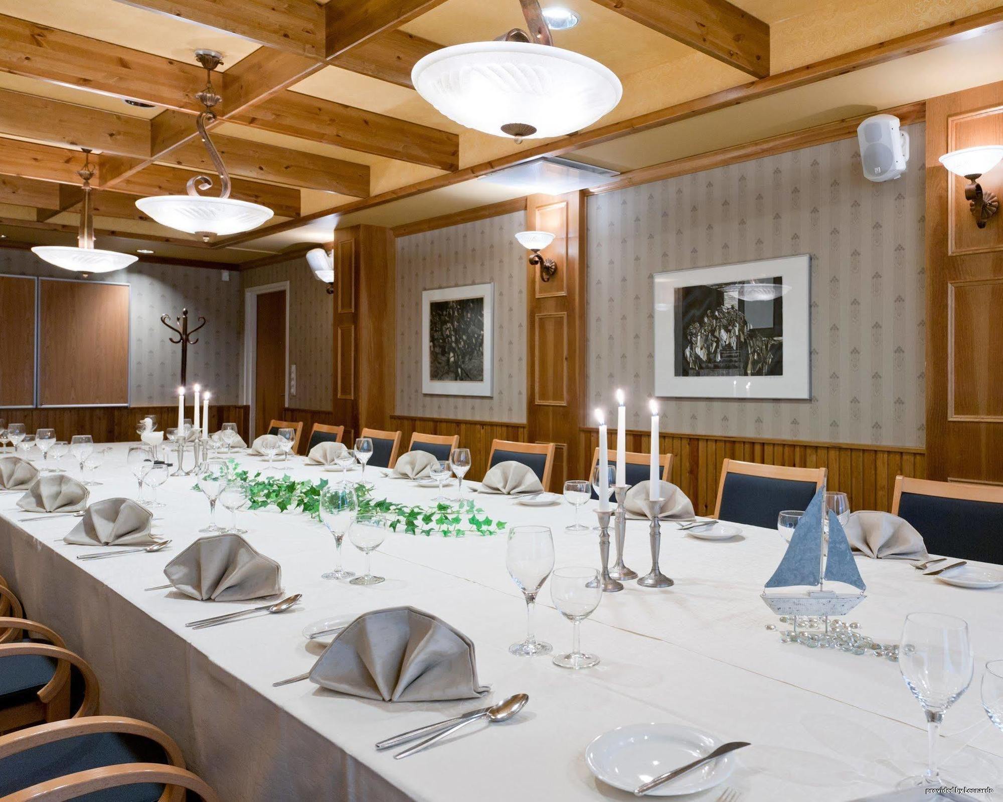 Economy Hotel Savonia Kuopio Restaurang bild